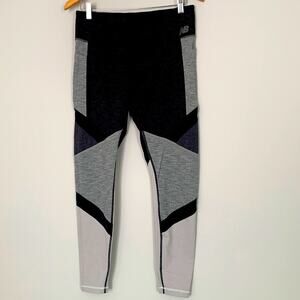 New Balance Size Medium